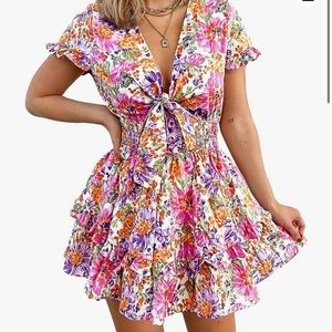 Bright Floral Dress with Tie Detail Cinched at Waist Size Medium